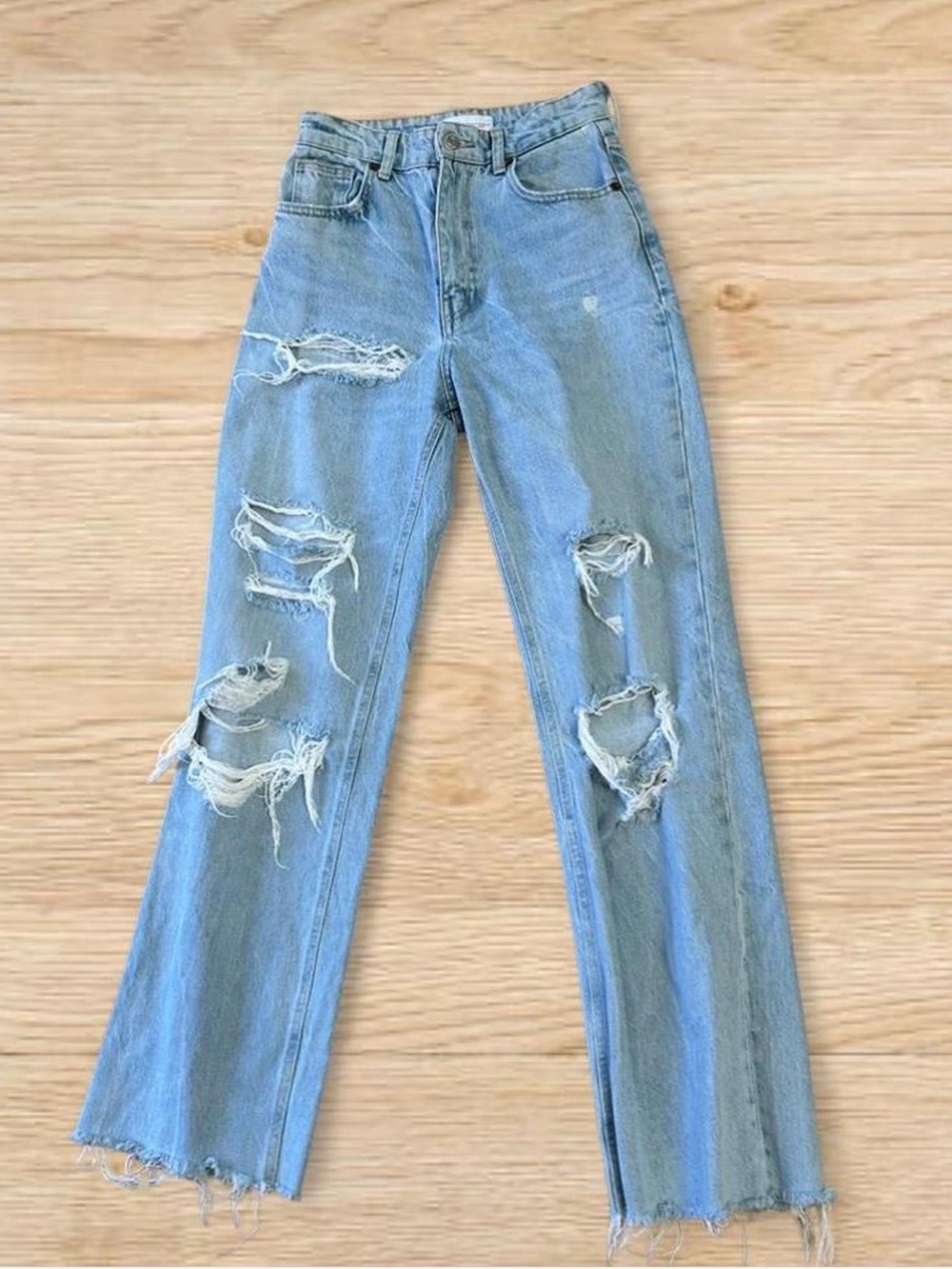 Zara | Light Blue Distressed